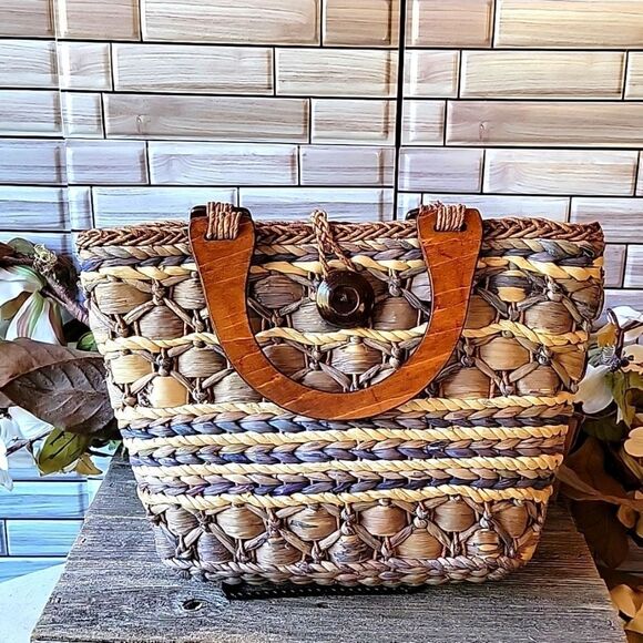 Handmade cornhusk top handle purse - Picture 1 of 9